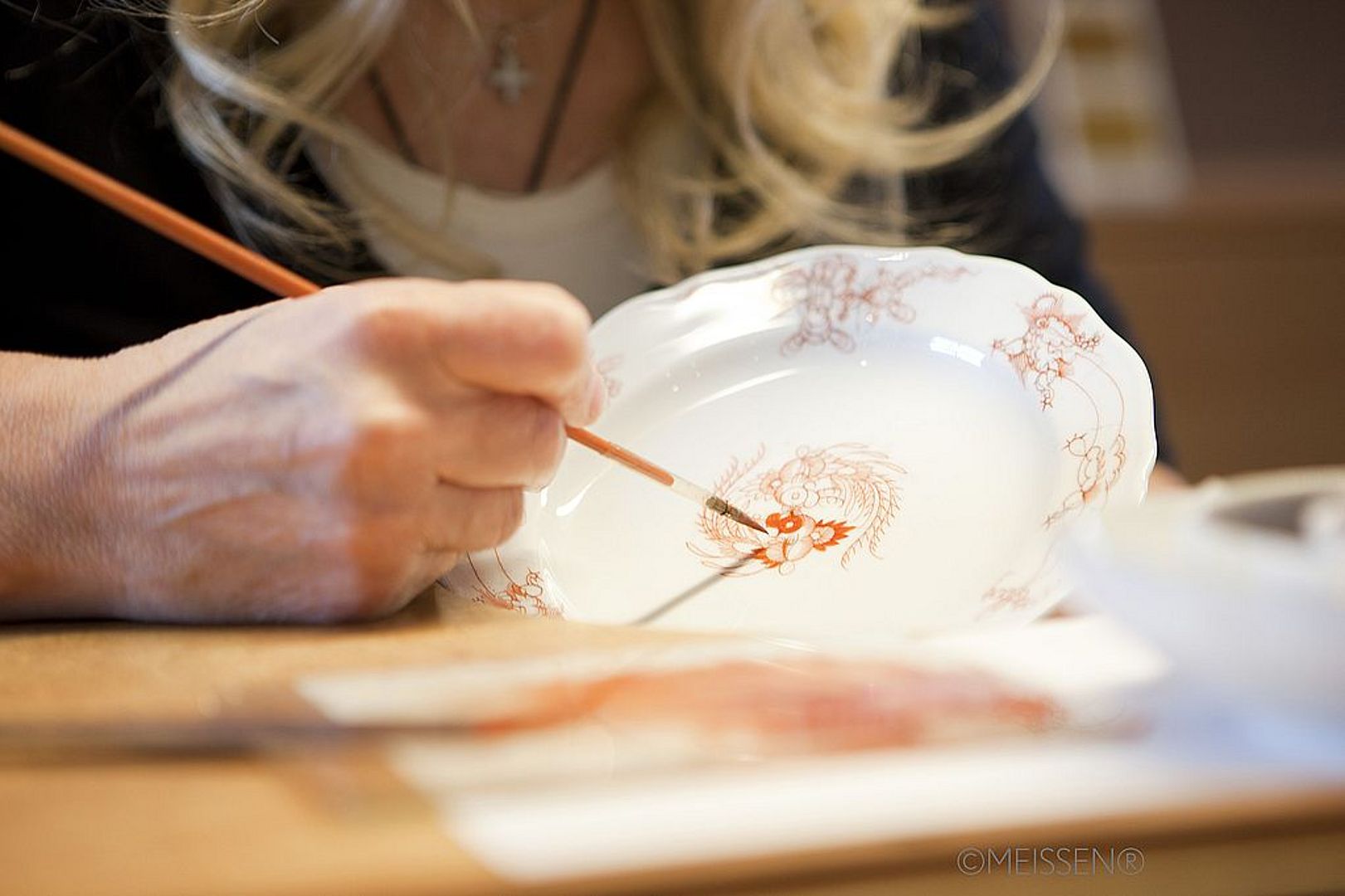 Porcelain painting - Things to Discover - Meissen Porcelain Museum