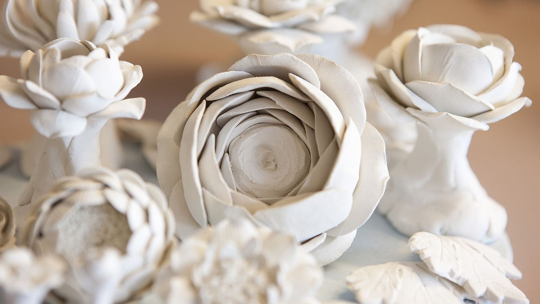 Blumen aus Meissener Porzellanmasse